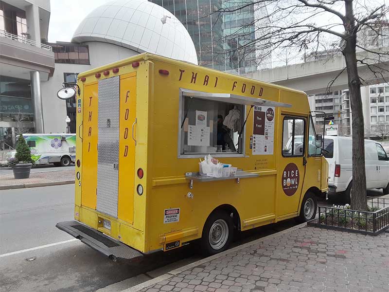 Food truck on Sun Valley street