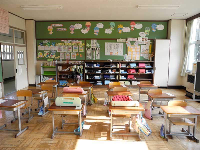 Shuttered elementary school classroom in Sun Valley, CA